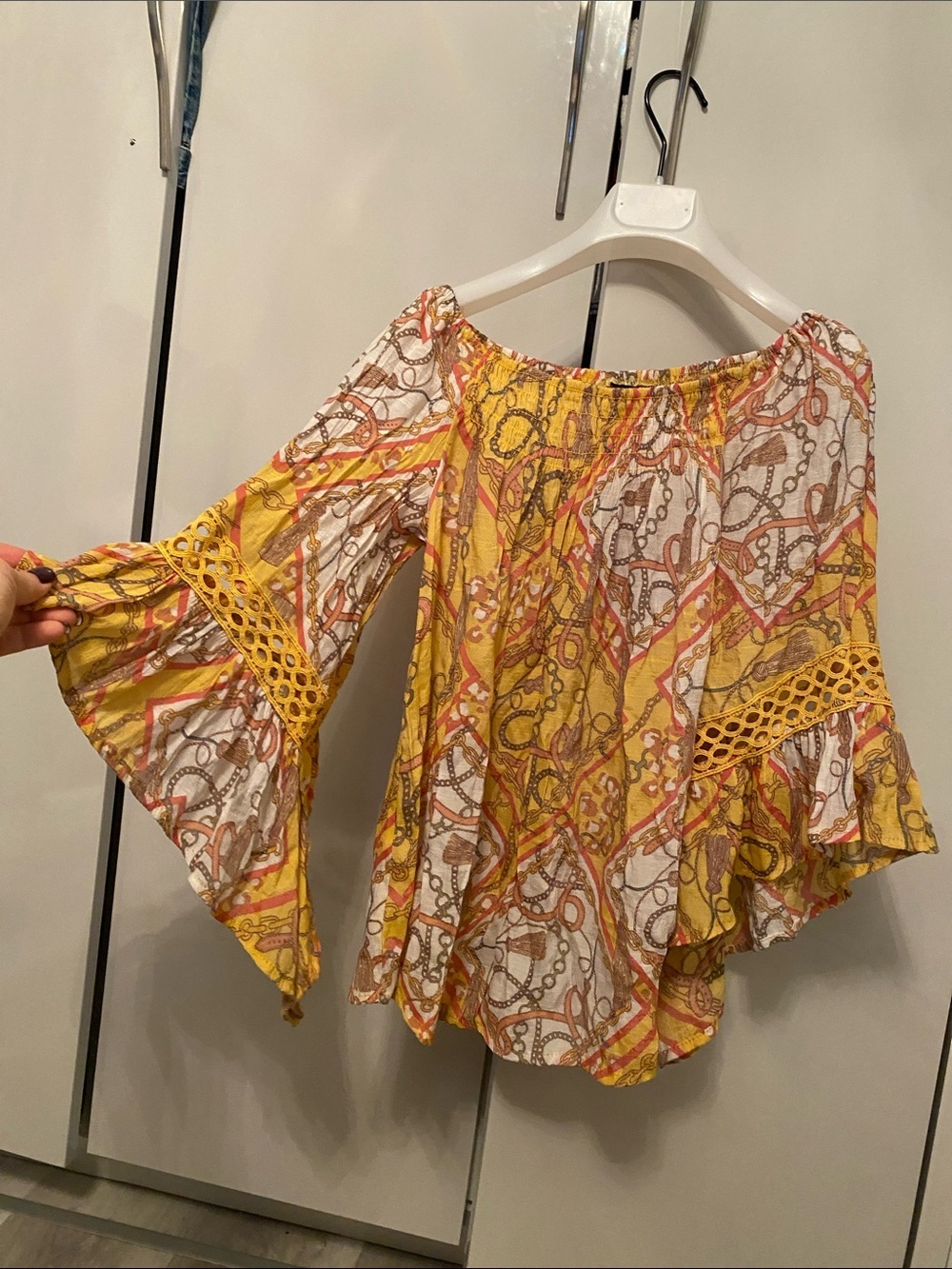 Unique Spectrum Yellow Multi-Print Off-Shoulder Ruffle Blouse size S - Picture 3 of 5